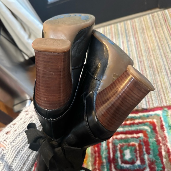 Fluevog VINTAGE LIKE NEW Sopranos Inge black mid-calf ribbon apron boot -9.5/10 - Picture 16 of 16